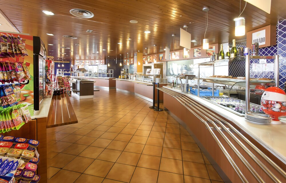 Coffee Shop