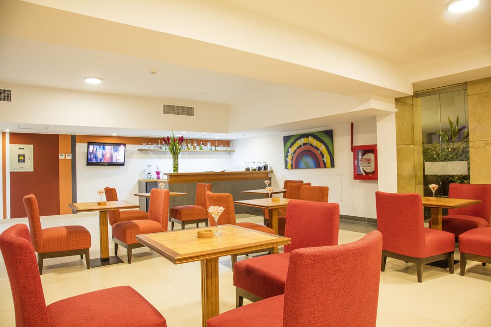 Hotel Bar