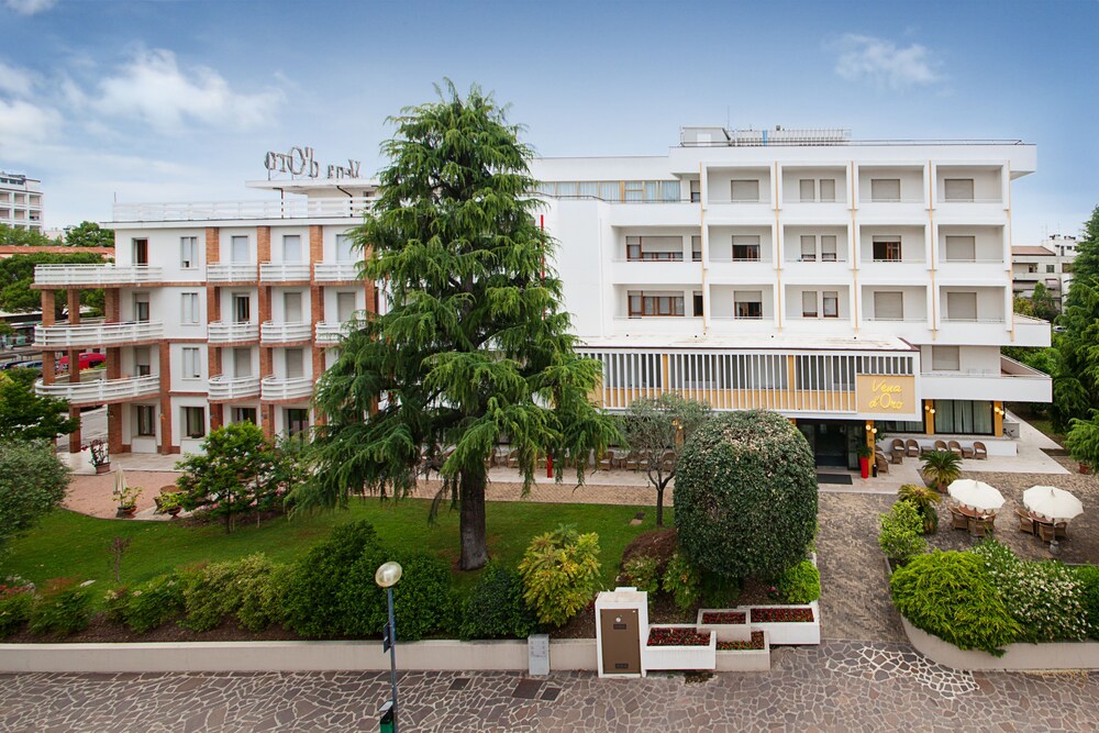 Facciata hotel