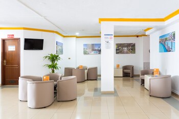 Hotel Lounge