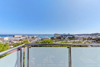 Guestroom View
