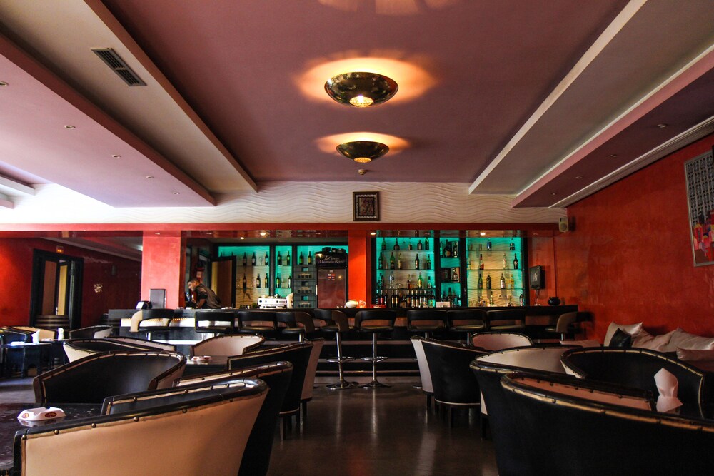 Bar-salon de l'hôtel