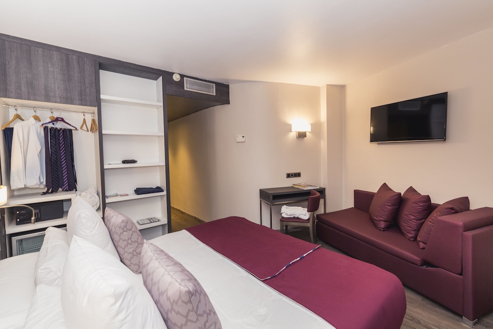 Guestroom