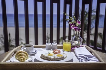 Room Service - Dining