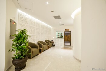 Hotel Lounge