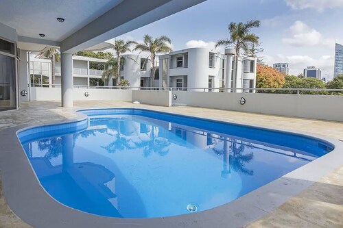 Carnmore Hotel Takapuna