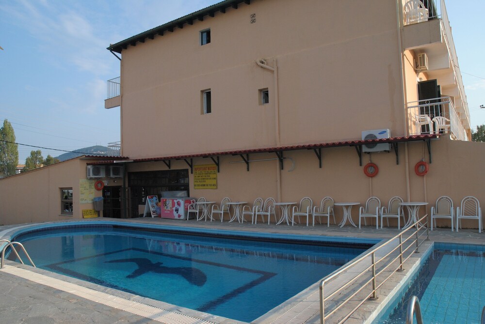 Piscina all'aperto