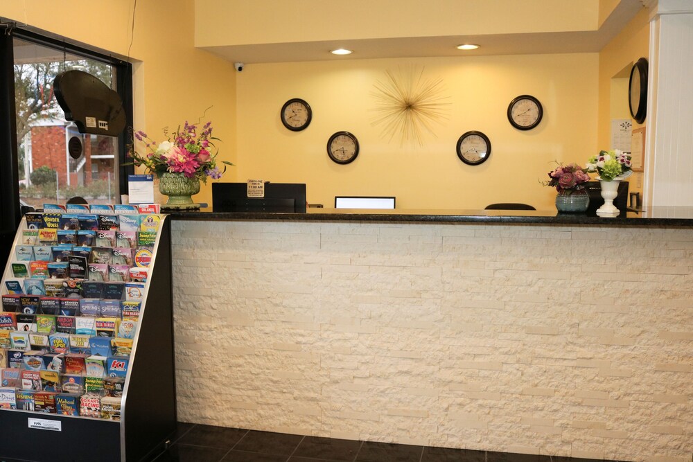 Check-in/Check-out Kiosk