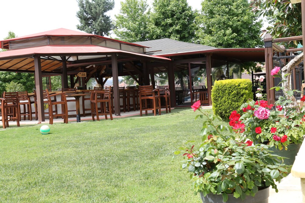 Hotel Bar