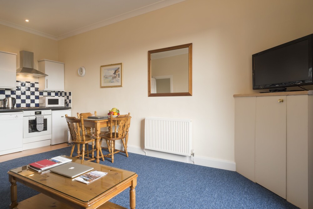 Apartment, 1 Bedroom - Guestroom