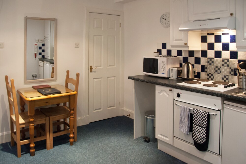 Studio - In-Room Kitchen
