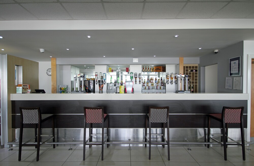 Hotel Bar