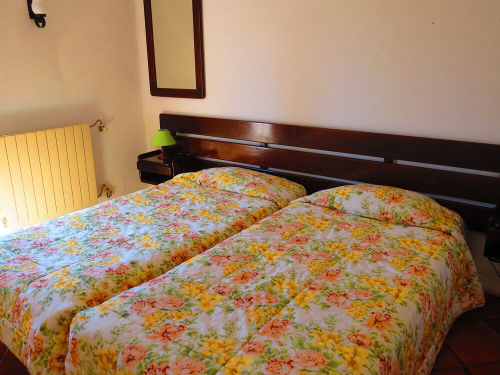 Villa, 2 Bedrooms - Guestroom