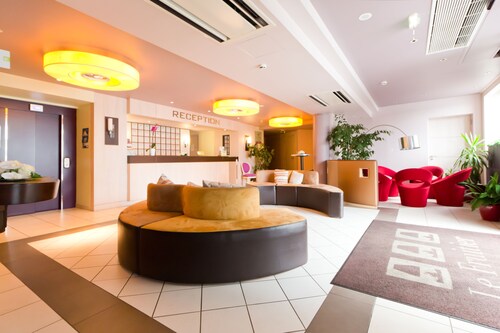 Hotel Restaurant Le Fruitier Villedieu Les Poeles