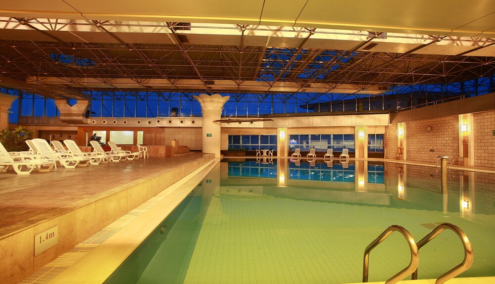 Exercise/Lap Pool