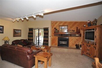 Summit County Vacations - Sundowner II by Breckenridge Resort Managers - Property Image 5