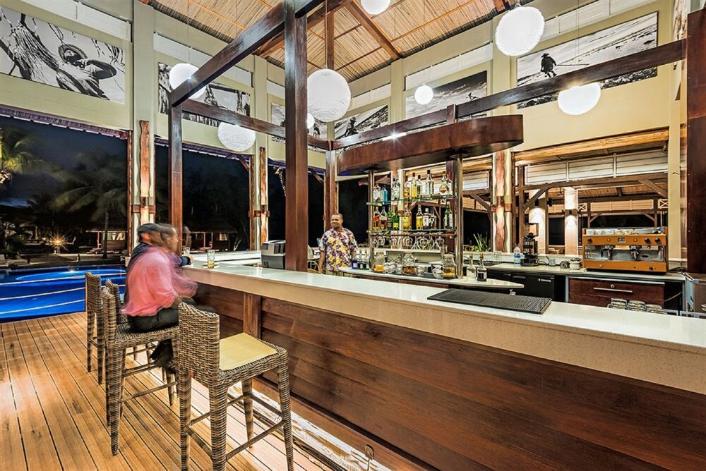 Hotel Bar