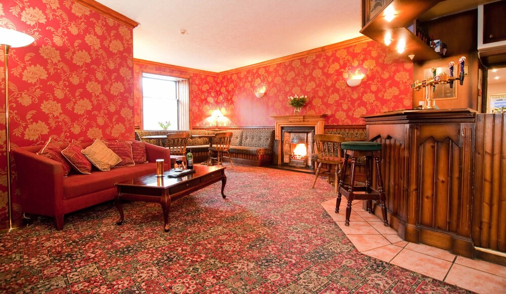 Hotel Bar