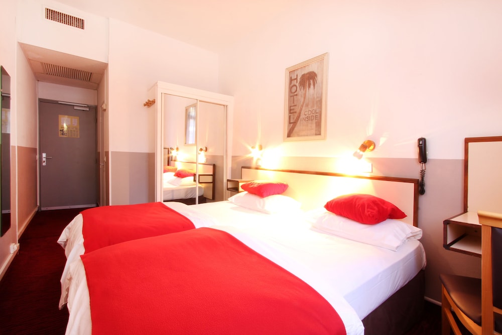 Guestroom