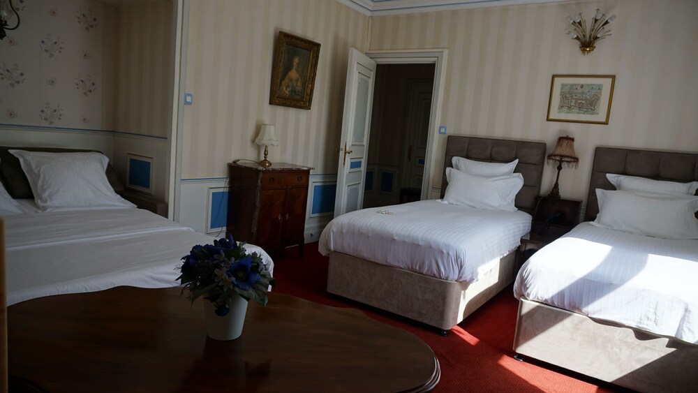 Guestroom