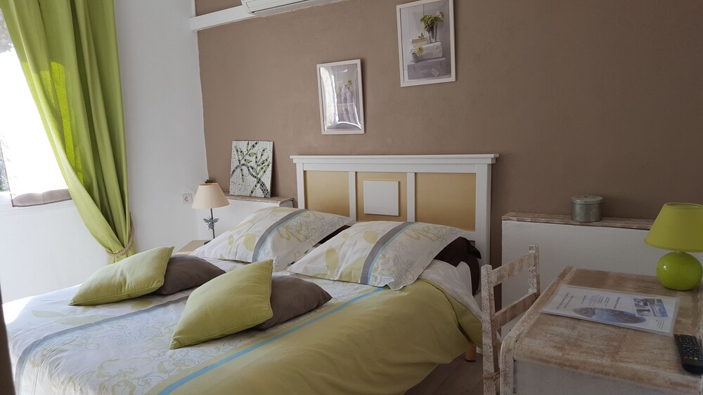 Guestroom