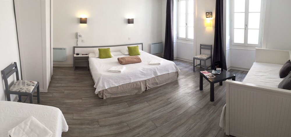Guestroom