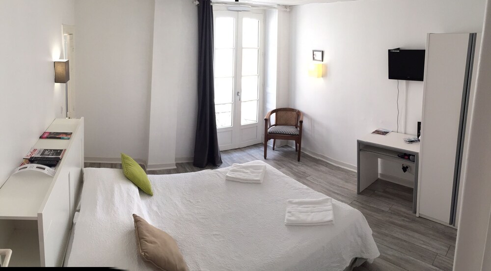 Guestroom