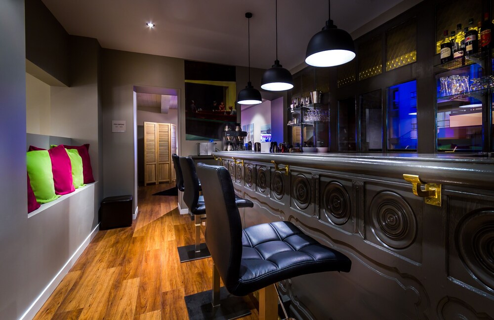 Bar-salon de l'hôtel
