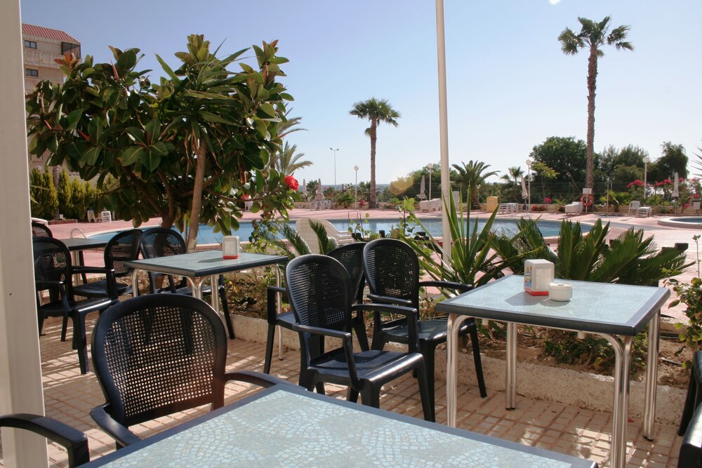 Hotel Bar