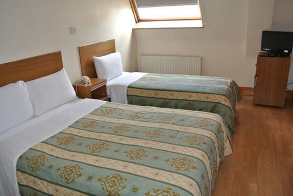 Guestroom