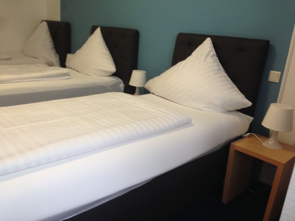 Triple Room - Guestroom