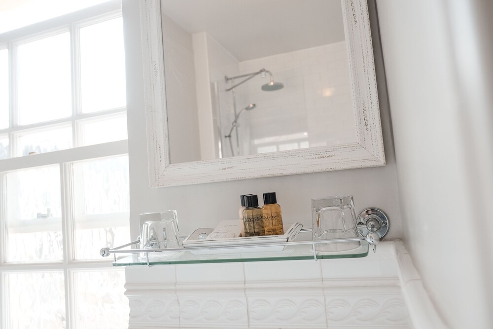 In-Room Kitchenette