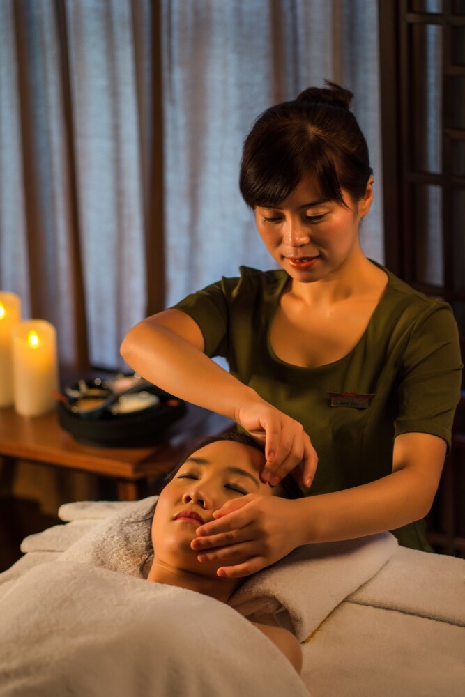 Facial