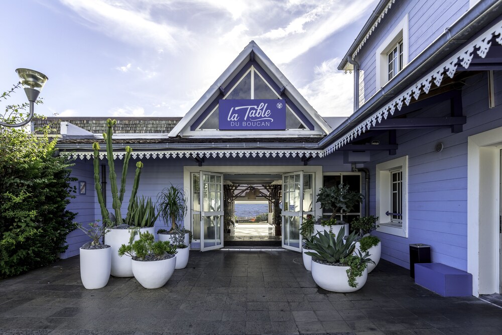 Hotel Front