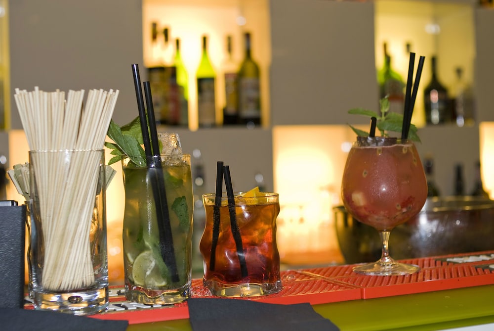 Hotel Lounge
