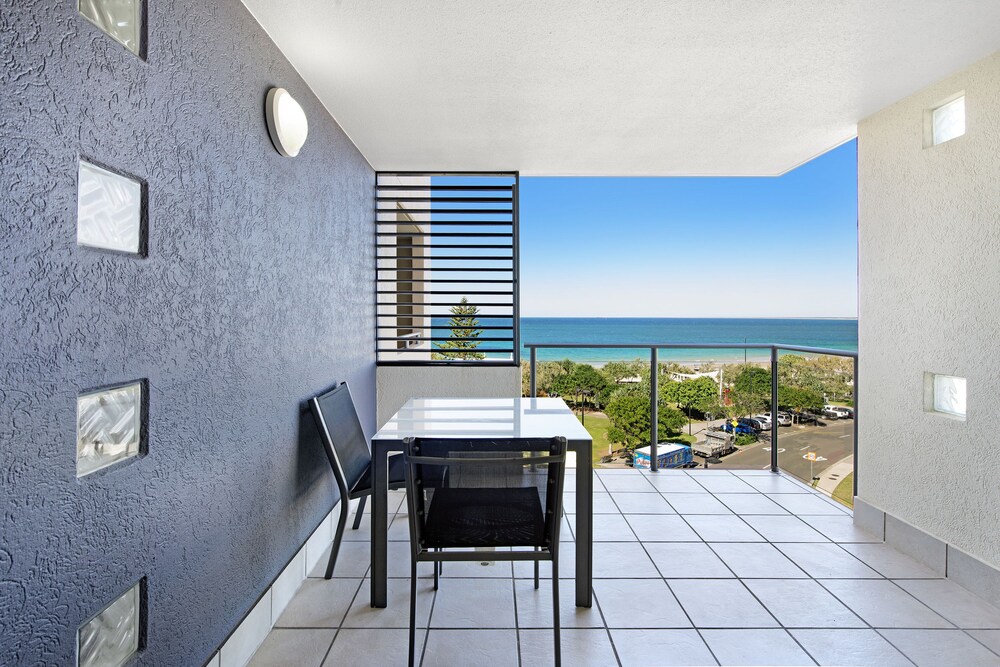 1 Bedroom Apartment - Balcony