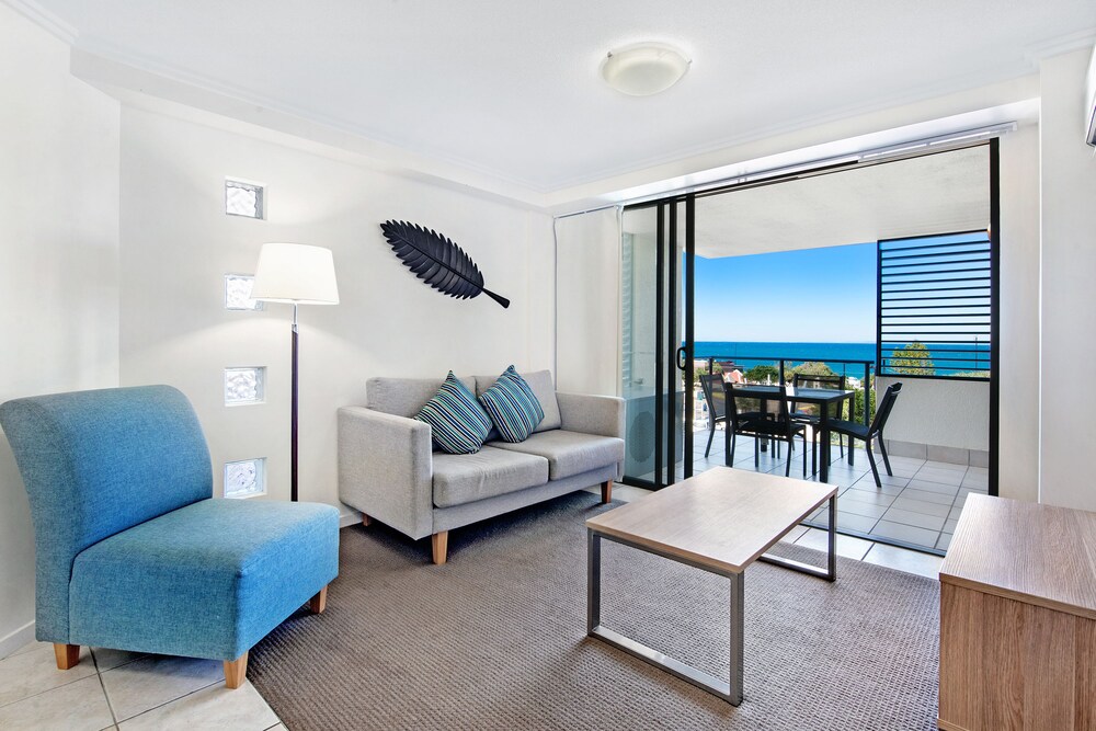 Apartment, 3 Bedrooms - Living Area