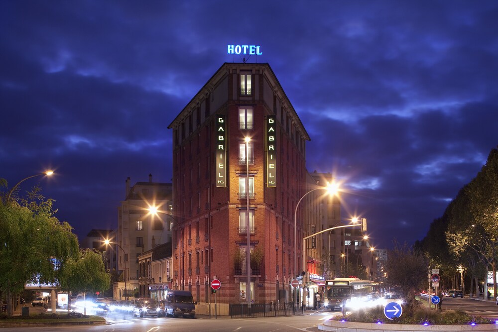 Hotel Front - Evening/Night