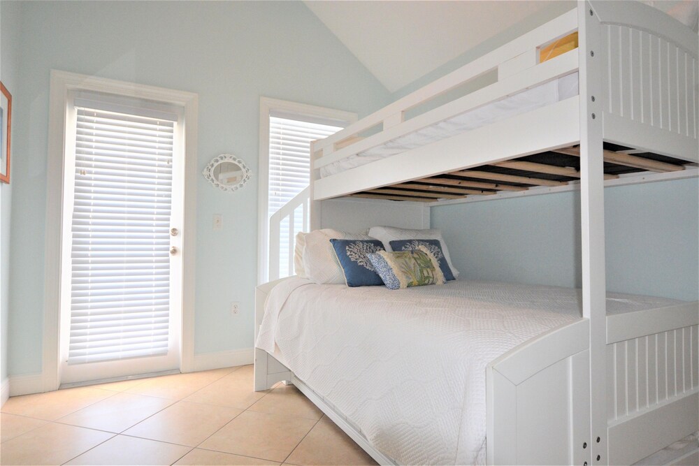 Condo, 3 Bedrooms, Bay View - Guestroom