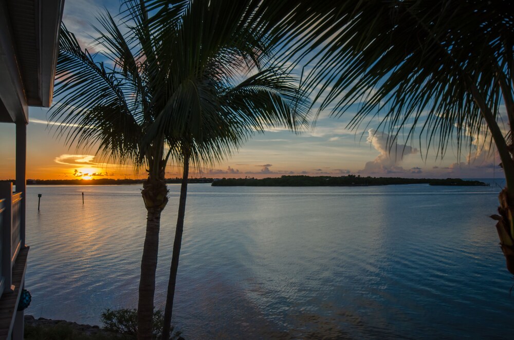 Condo, 3 Bedrooms, Bay View - Beach/Ocean View