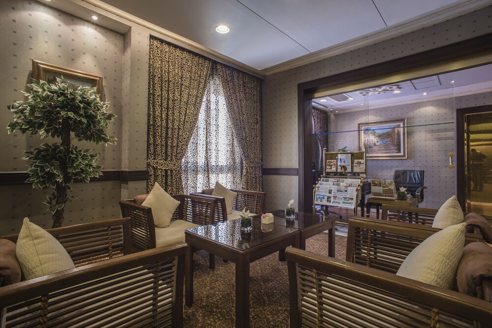 Executive Lounge