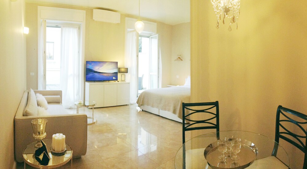 Deluxe Studio Suite, Non Smoking, Terrace - Guestroom