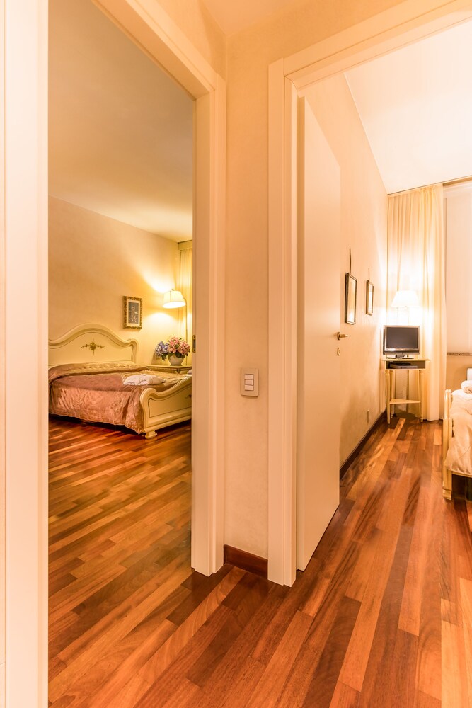 Apartment, 1 Bedroom (Fiorichiari-Via Passarella, 4) - Living Room