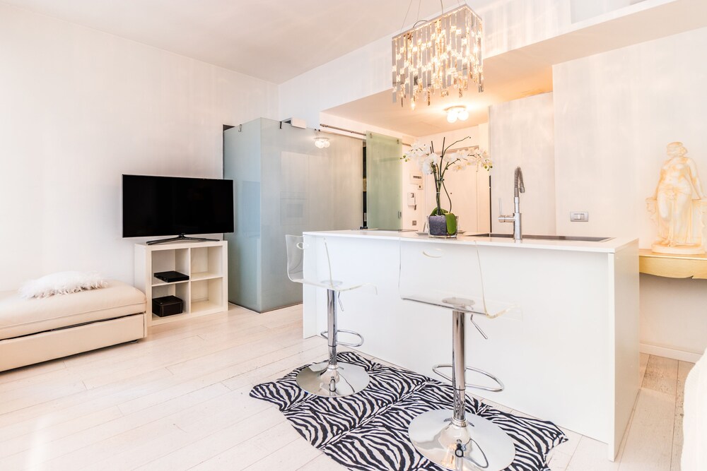 Design Studio (Via Passarella, 4) - Guestroom