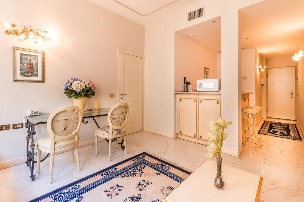 Apartment, 1 Bedroom (Tiffany-Via Passarella, 4 ) - Guestroom