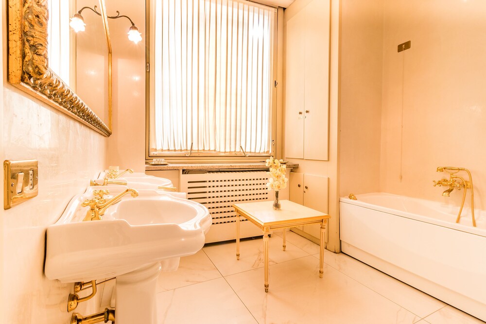 Apartment, 1 Bedroom (Tiffany-Via Passarella, 4 ) - Bathroom