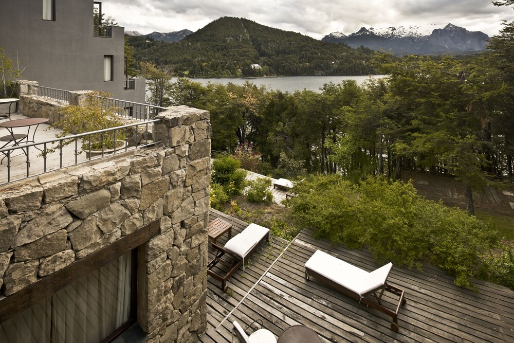 Lake View