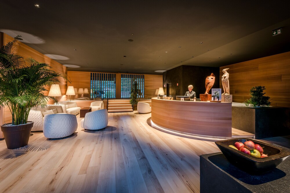 Spa Reception