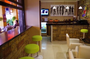 Hotel Bar