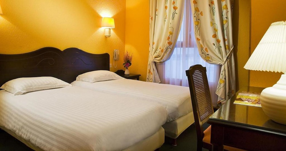 Guestroom